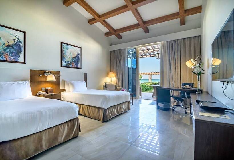 کلبه ییلاقی, Danat Jebel Dhanna Resort