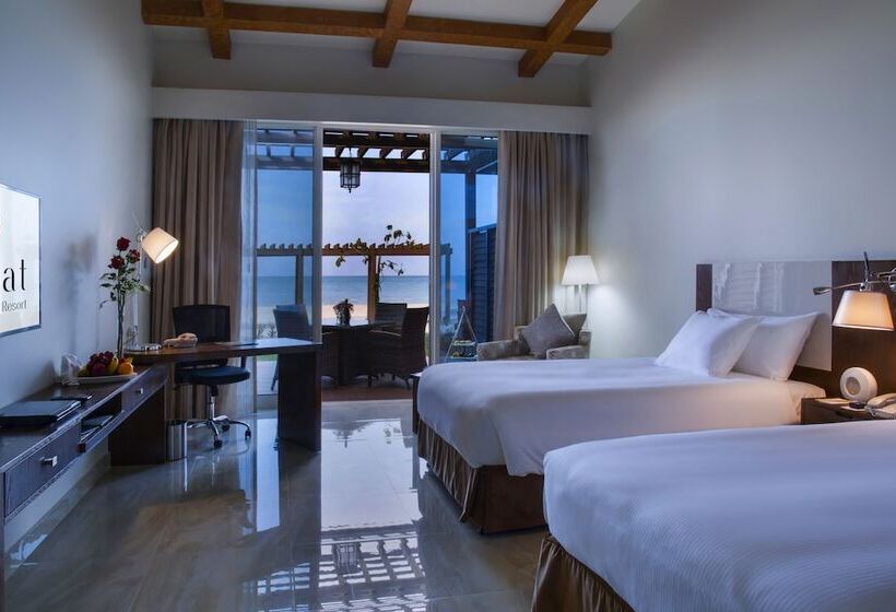 کلبه ییلاقی, Danat Jebel Dhanna Resort