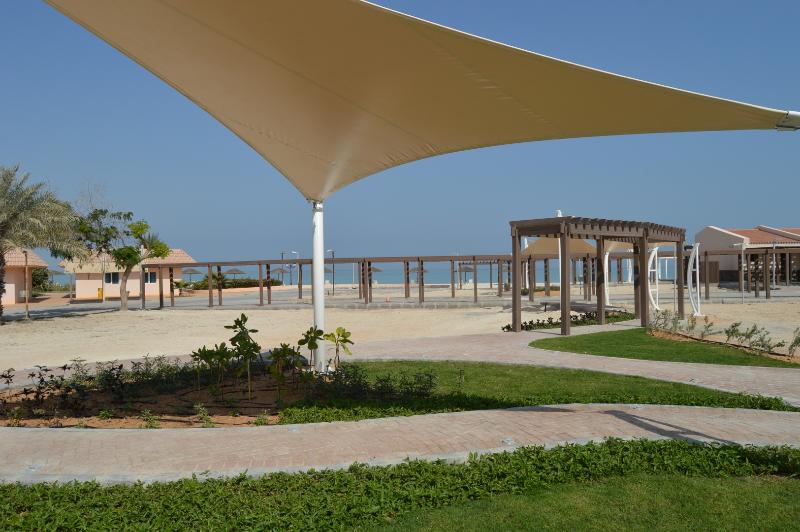 کلبه ییلاقی, Danat Jebel Dhanna Resort