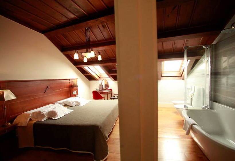 수피리어 룸, Monumento Pazo De Orban