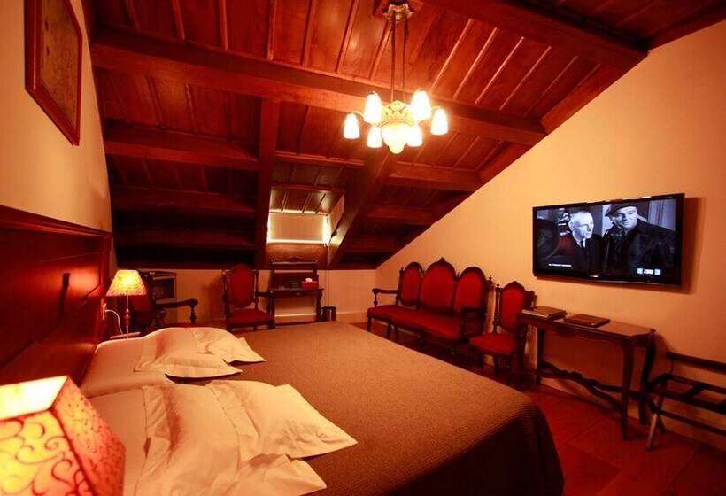 수피리어 룸, Monumento Pazo De Orban