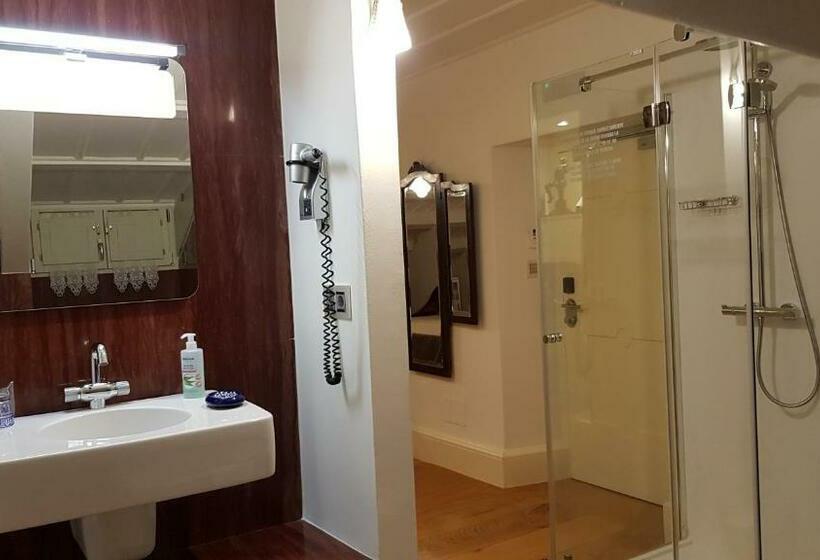 스위트, Monumento Pazo De Orban