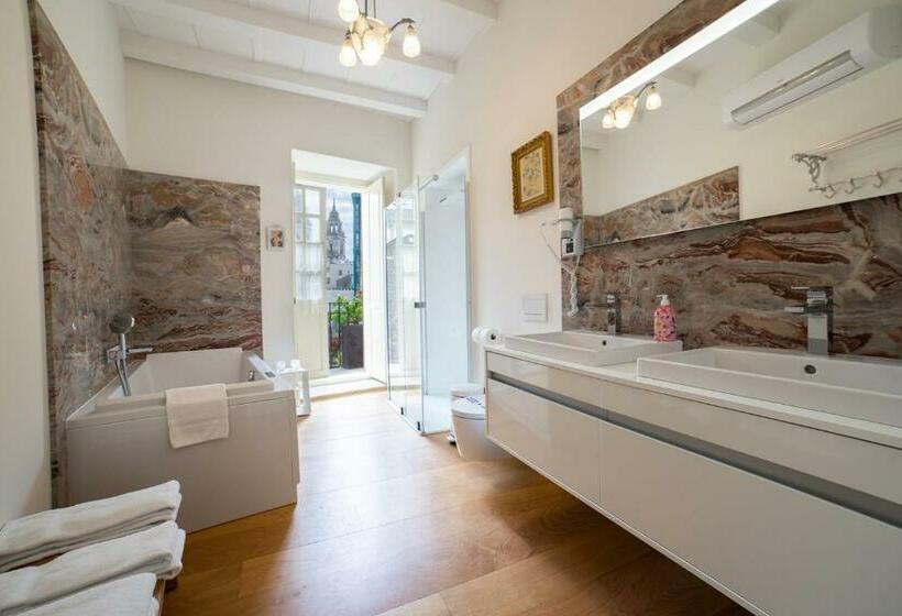 스위트, Monumento Pazo De Orban