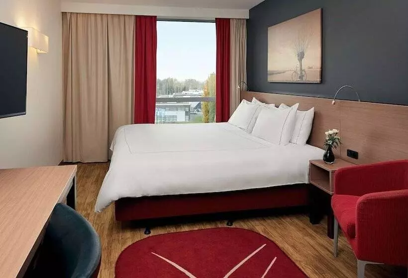 اتاق سوپریور, Park Plaza Amsterdam Airport
