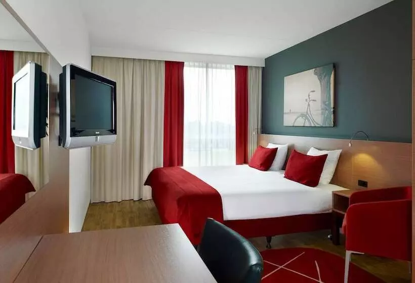اتاق سوپریور, Park Plaza Amsterdam Airport