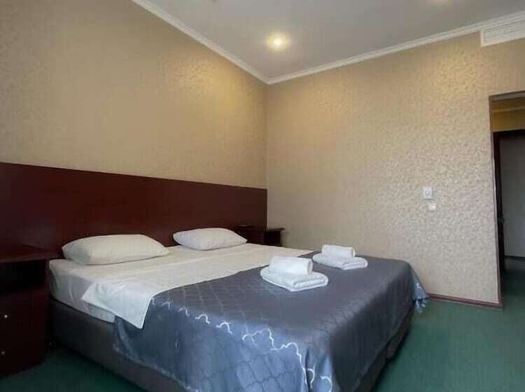 اتاق استاندارد, Rush