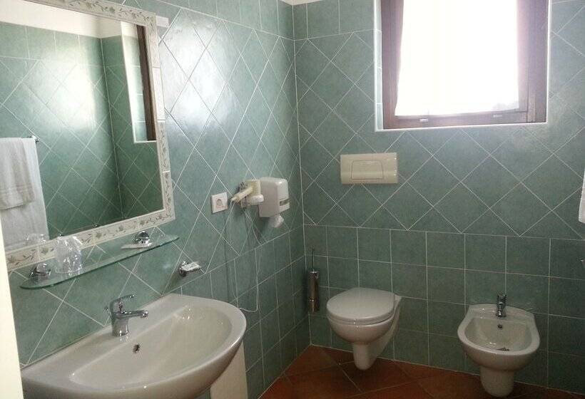 חדר סופריור, San Trano