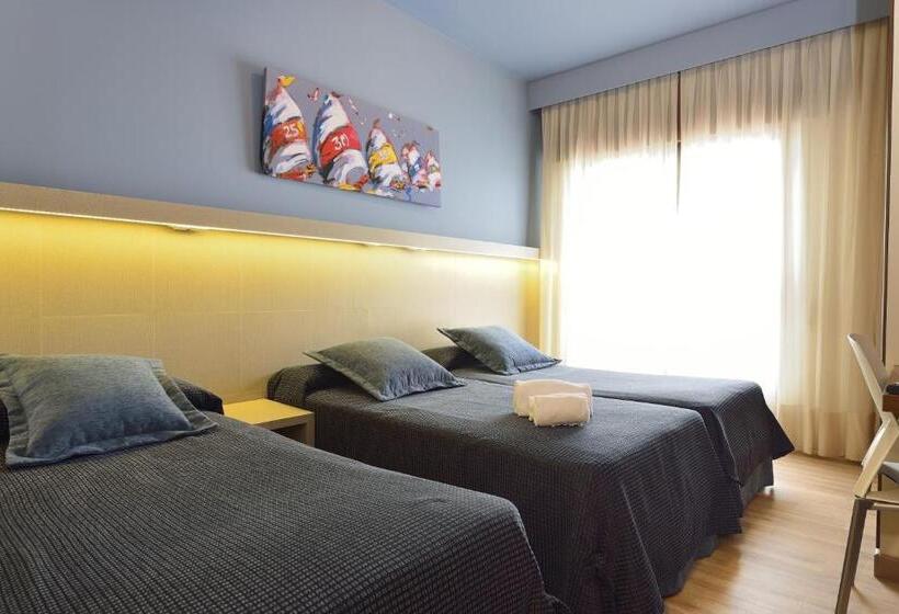 غرفة قياسية, Nuevo Norat Sanxenxo