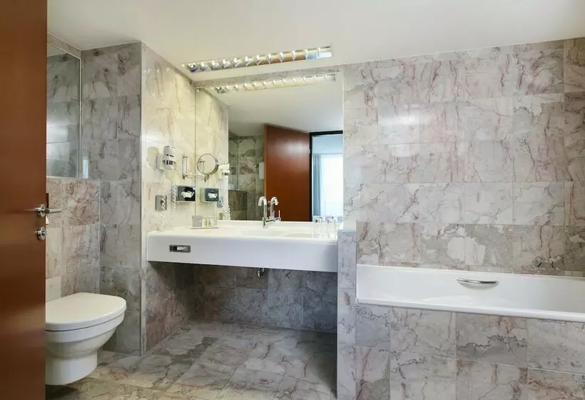 スイート, Arcotel Kaiserwasser Wien
