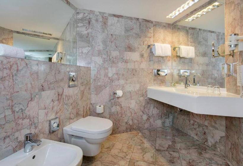 سوییت جونیور, Arcotel Kaiserwasser Wien