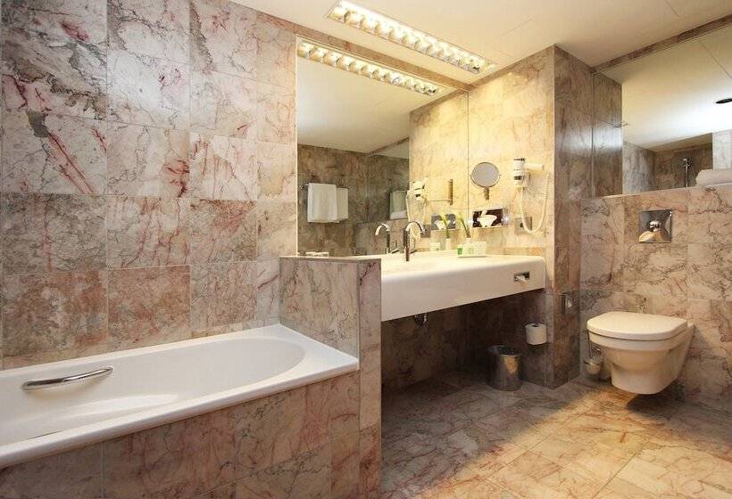 سوییت جونیور, Arcotel Kaiserwasser Wien