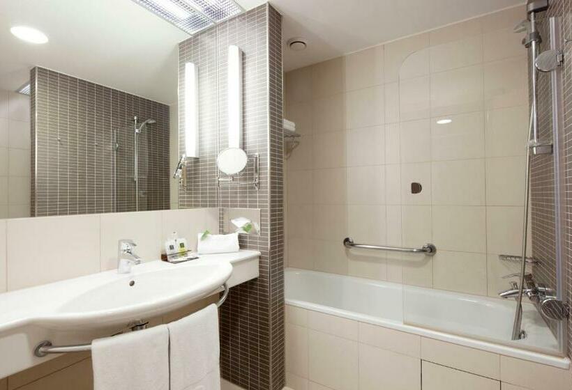Perhehuone, Clarion Congress Hotel Prague