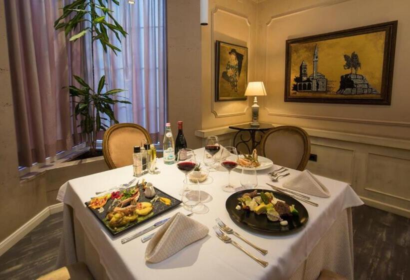 חדר דלוקס, Classic