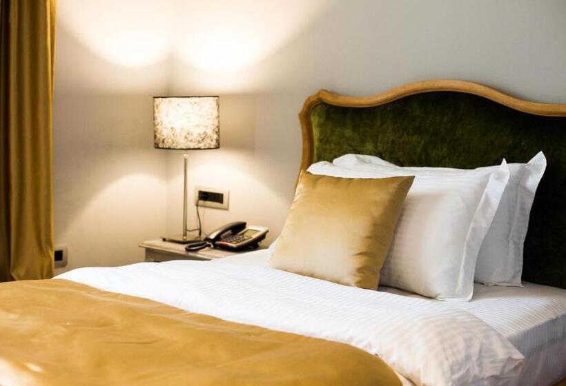 חדר סטנדרט יחיד, Classic