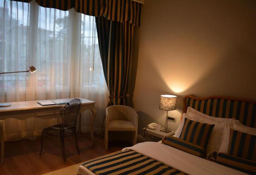 חדר דלוקס, Classic