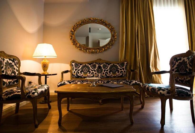 חדר דלוקס, Classic