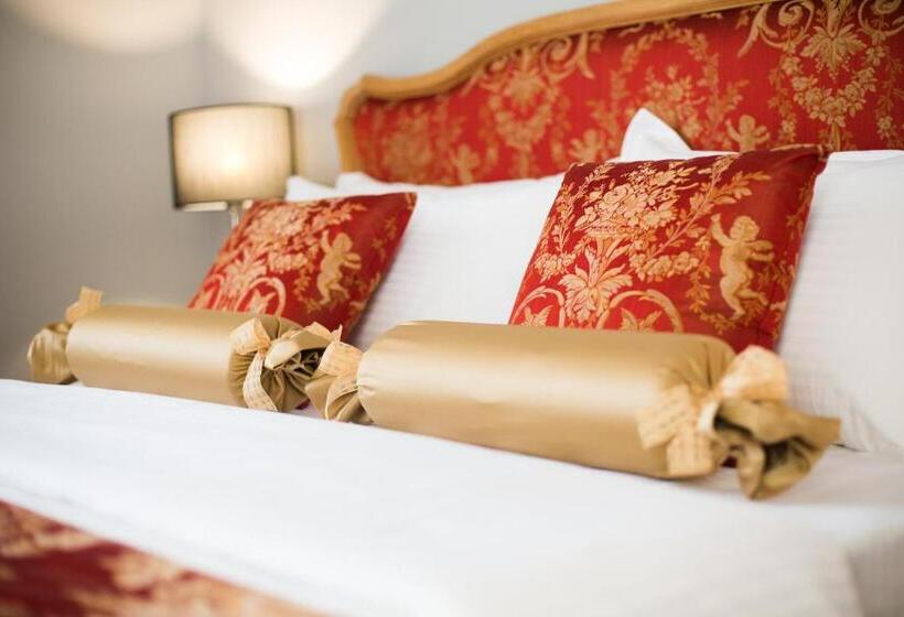 חדר דלוקס, Classic