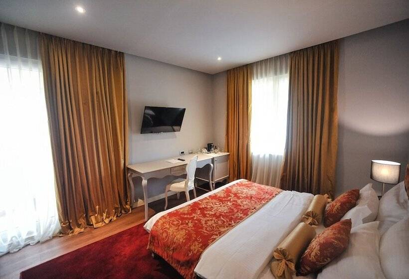 חדר דלוקס, Classic