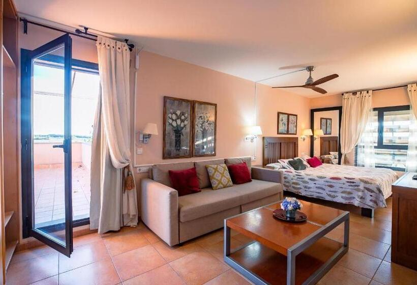 带露台的套间, Era Conte