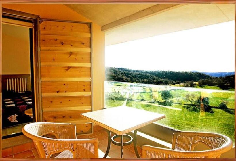 基本三人间, Era Conte