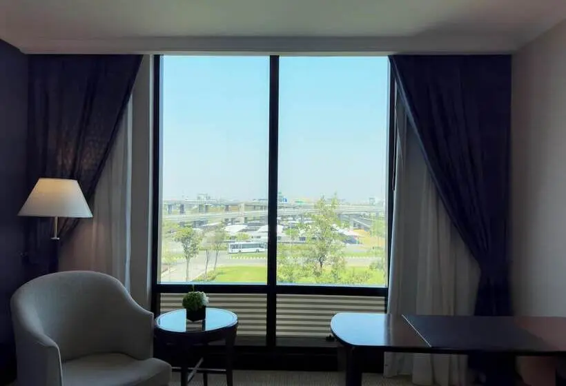 اتاق استاندارد با چشم‌انداز, Hyatt Regency Bangkok Suvarnabhumi Airport