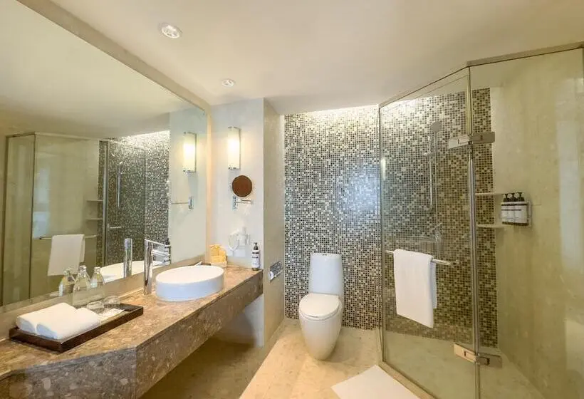 اتاق استاندارد با چشم‌انداز باغ, Hyatt Regency Bangkok Suvarnabhumi Airport