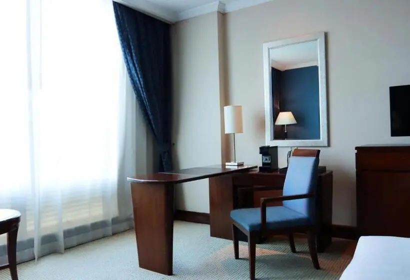 اتاق استاندارد با تخت بزرگ, Hyatt Regency Bangkok Suvarnabhumi Airport