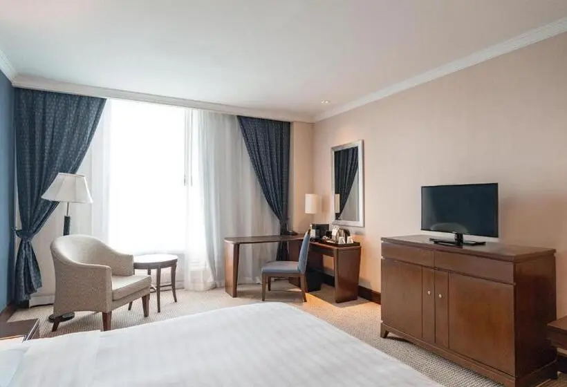 Club Room King Bed, Hyatt Regency Bangkok Suvarnabhumi Airport