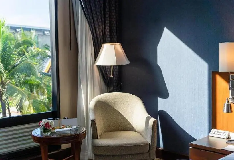 Club Room King Bed, Hyatt Regency Bangkok Suvarnabhumi Airport