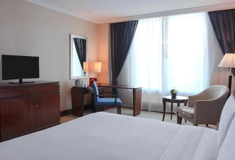 Club Room King Bed, Hyatt Regency Bangkok Suvarnabhumi Airport
