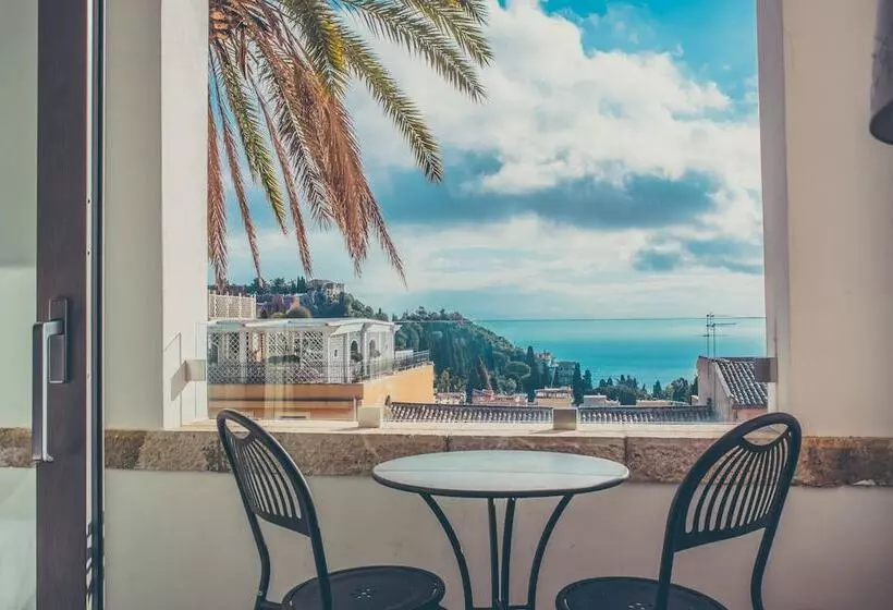 اتاق سوپریور با بالکن, Il Piccolo Giardino Gh Superior