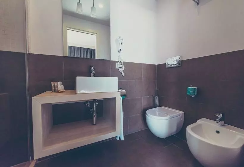 اتاق لوکس با بالکن, Il Piccolo Giardino Gh Superior
