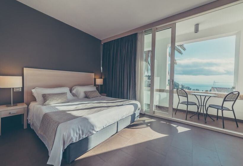 غرفة ديلوكس مزودة بشرفة, Il Piccolo Giardino Gh Superior