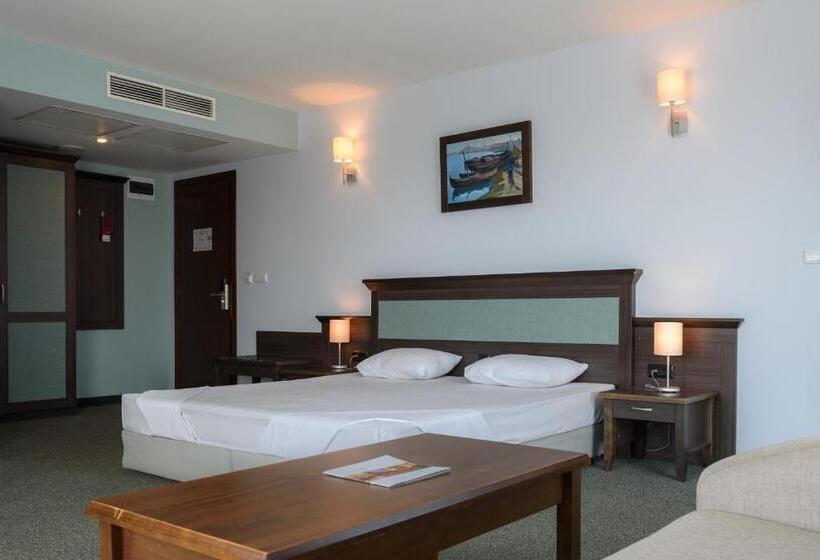 ファミリールーム, Lion Sunny Beach