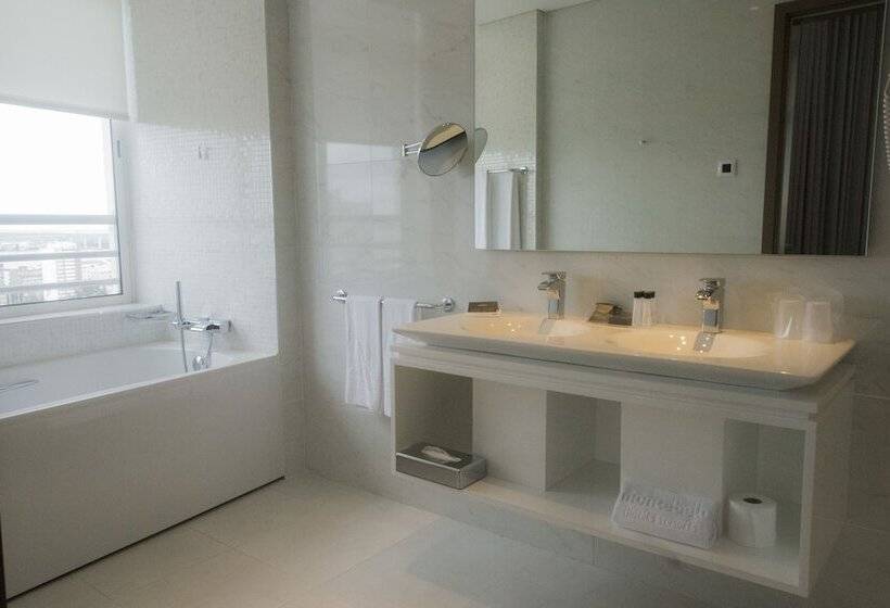 프레지덴셜 스위트, Montebelo Girassol Maputo