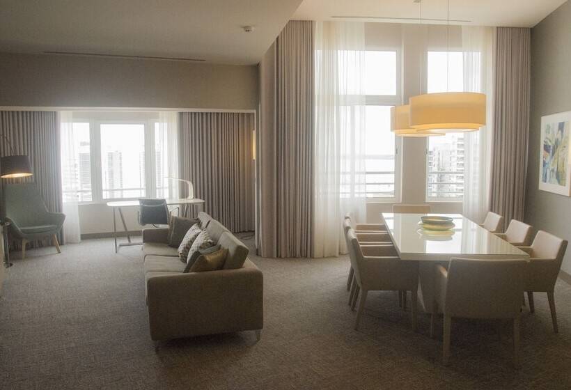 프레지덴셜 스위트, Montebelo Girassol Maputo