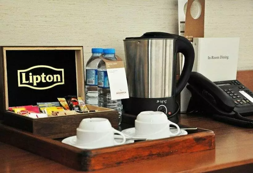 Superior-huone, Mövenpick Hotel Izmir