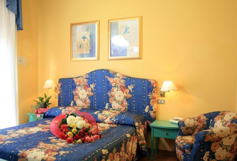 اتاق اکونومی, Nuovo Savi