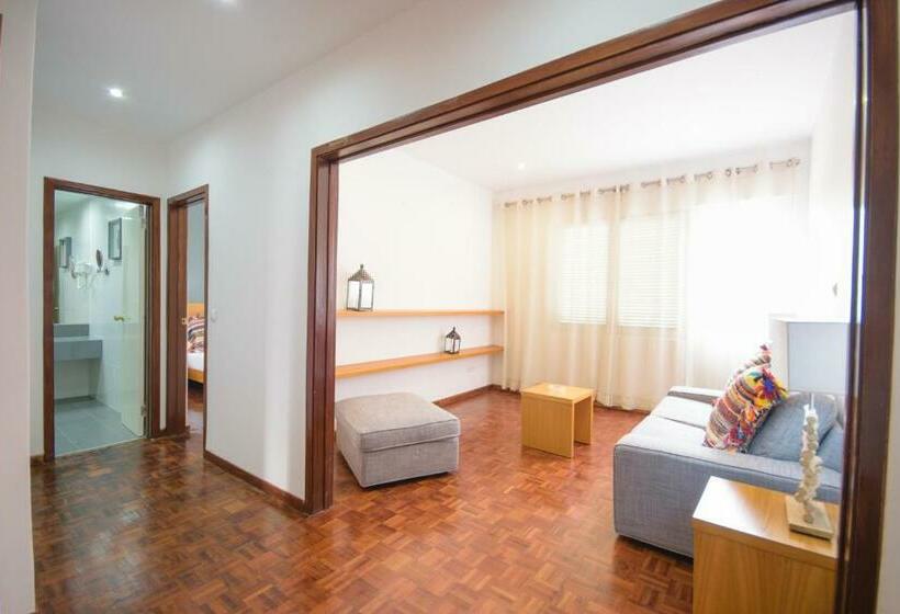 سوییت, Oasis Porto Grande