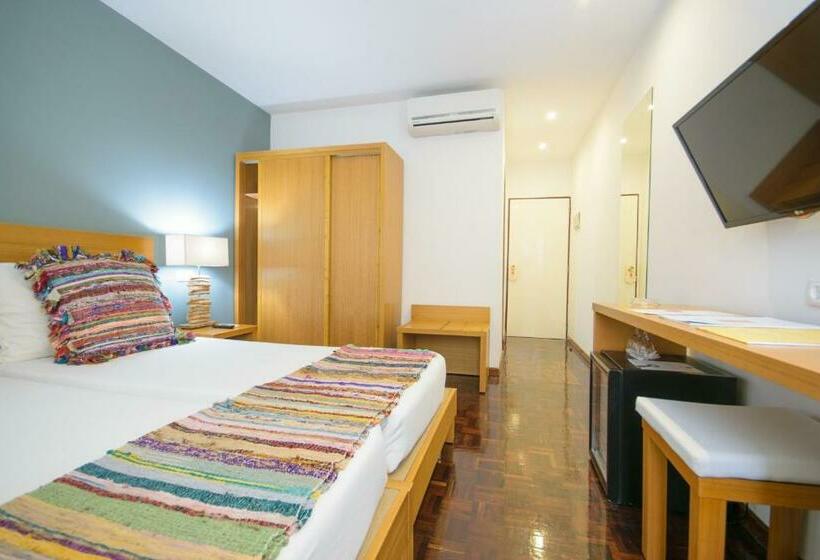 اتاق استاندارد با چشم‌انداز شهر, Oasis Porto Grande