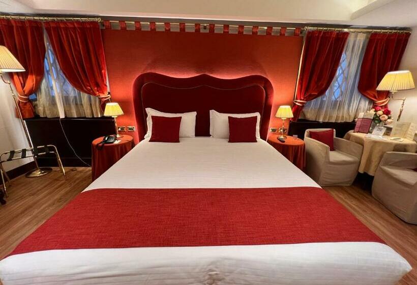 اتاق استاندارد در طبقه همکف, Ruzzini Palace