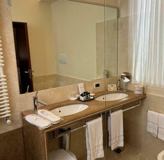 اتاق پنت هاوس, Ruzzini Palace