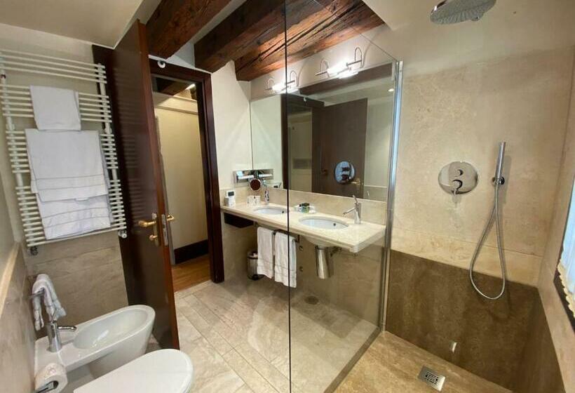 Classic Room with Views, Ruzzini Palace