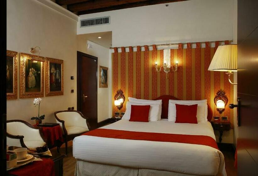 Classic Room with Views, Ruzzini Palace