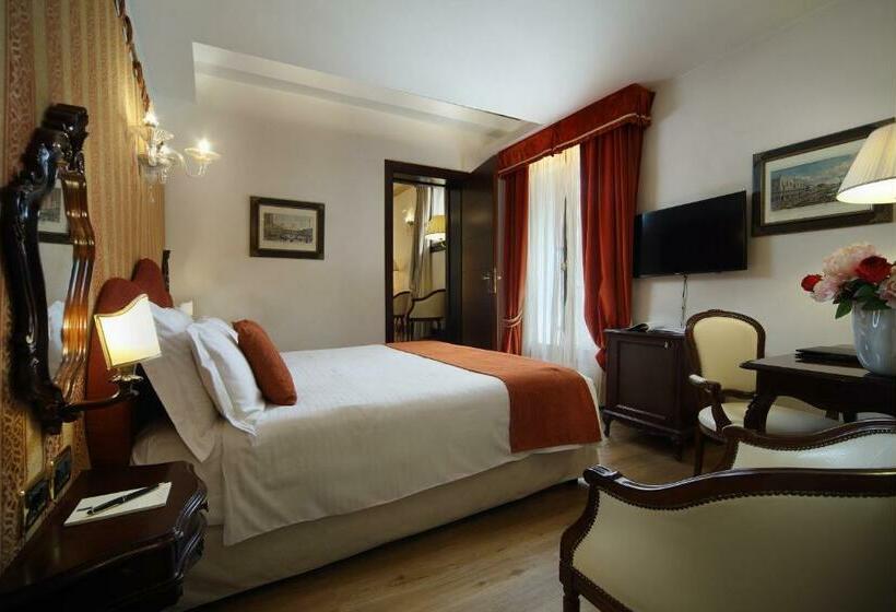 Classic Room with Views, Ruzzini Palace