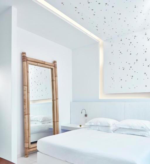 Пентхаус Люкс, So White Club Resort