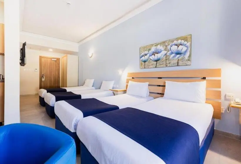 اتاق استاندارد چهار تخته, Xemxija Bay