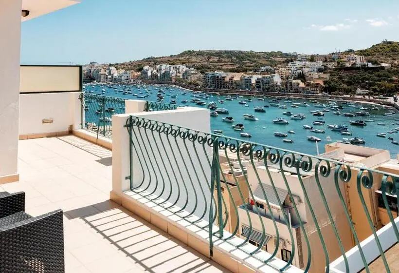 1 Bedroom Penthouse Apartment, Xemxija Bay