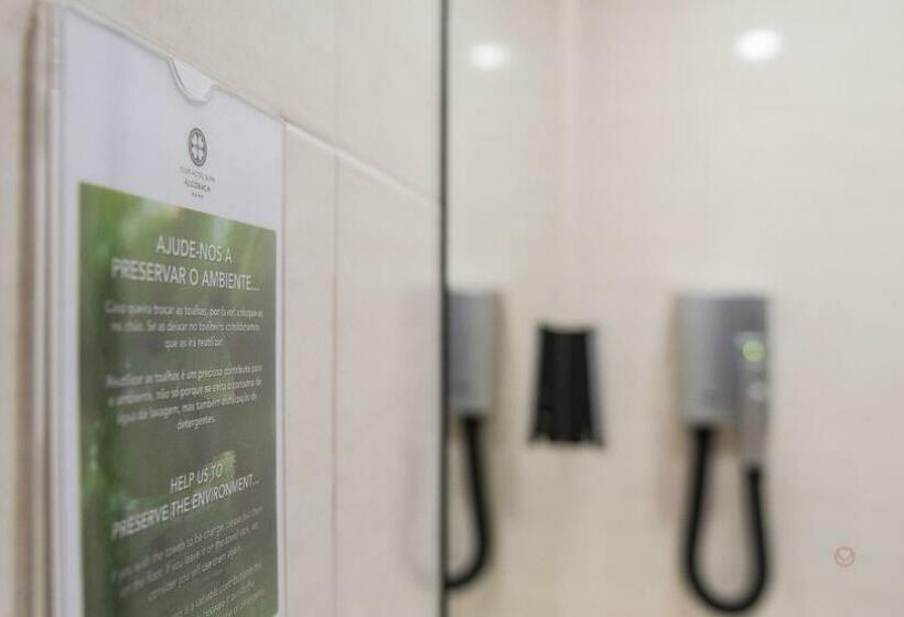 Номер Basic, Your Hotel & Spa Alcobaça