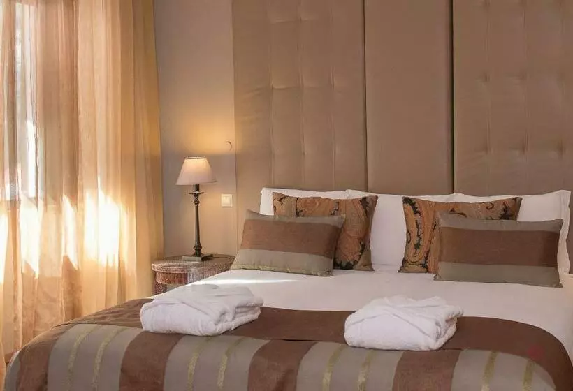 سوییت, Your Hotel & Spa Alcobaça